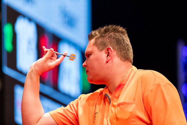 Wesley Plaisier Met Duidelijke Cijfers Langs De Sousa Darts Actueel